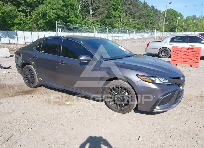 2024 Toyota CAMRY фото
