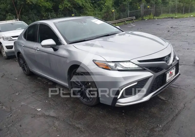 2024 Toyota CAMRY фото