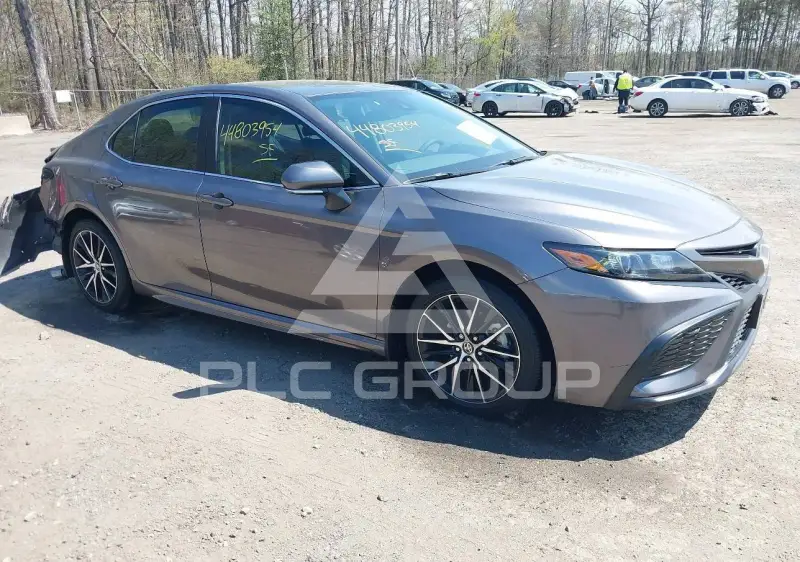 2024 Toyota CAMRY фото