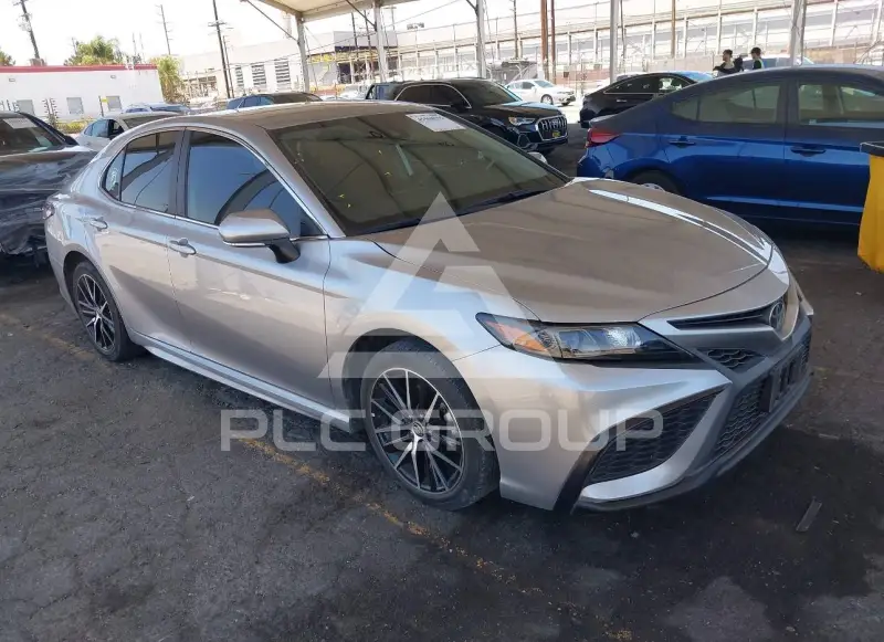 2024 Toyota CAMRY фото