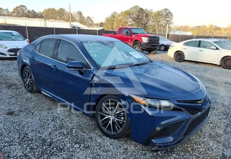 2024 Toyota CAMRY фото