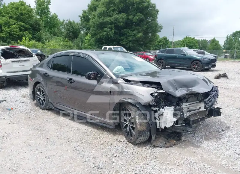 2024 Toyota CAMRY фото