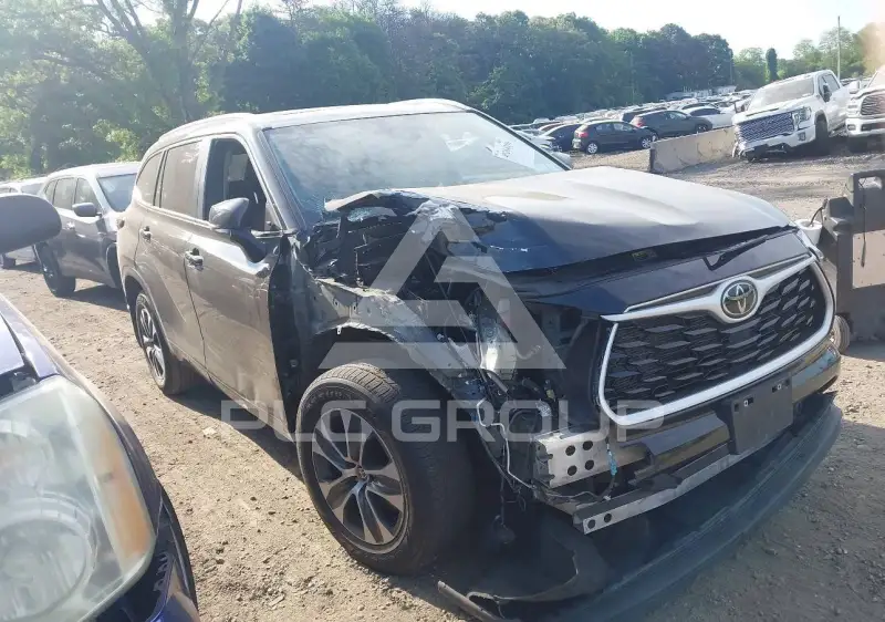 2024 Toyota Highlander photo