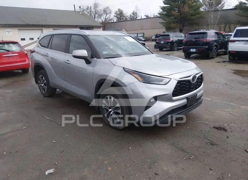2024 Toyota Highlander photo