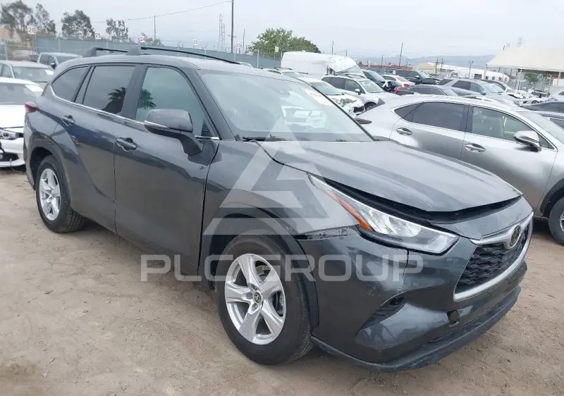 2024 Toyota Highlander photo