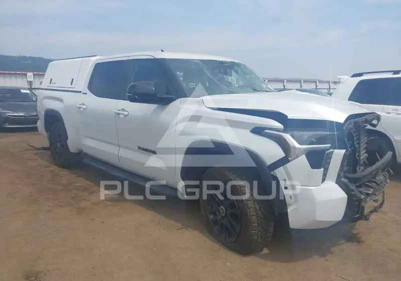 2024 Toyota TUNDRA фото