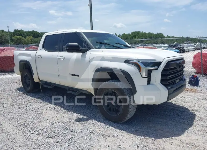 2024 Toyota TUNDRA фото