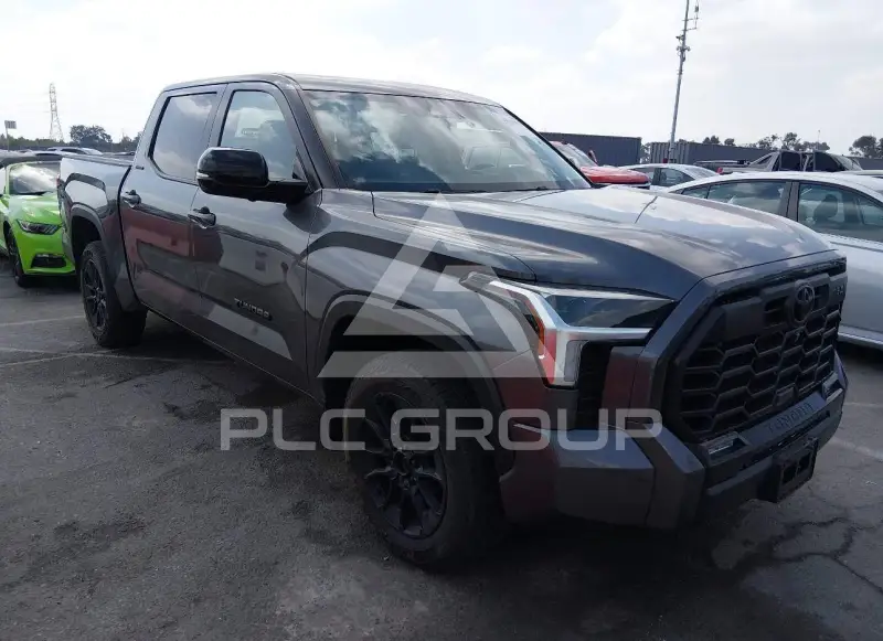 2024 Toyota TUNDRA photo