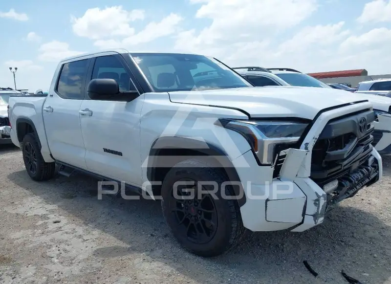 2024 Toyota TUNDRA photo