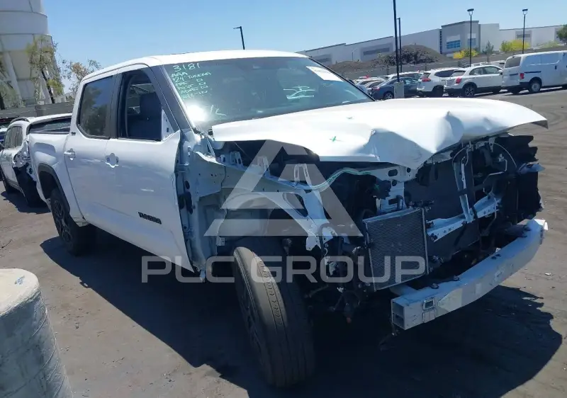2024 Toyota TUNDRA photo