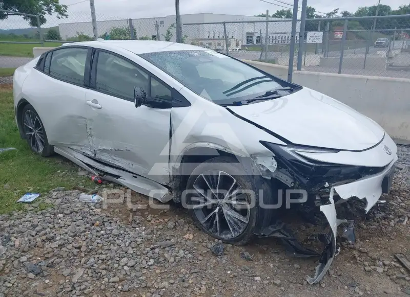 2024 Toyota PRIUS фото