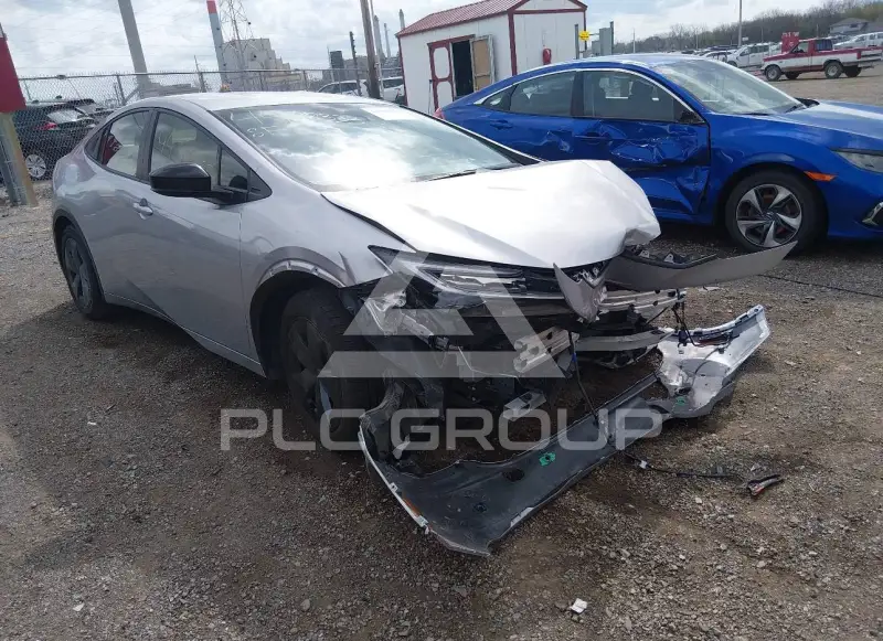 2024 Toyota PRIUS photo