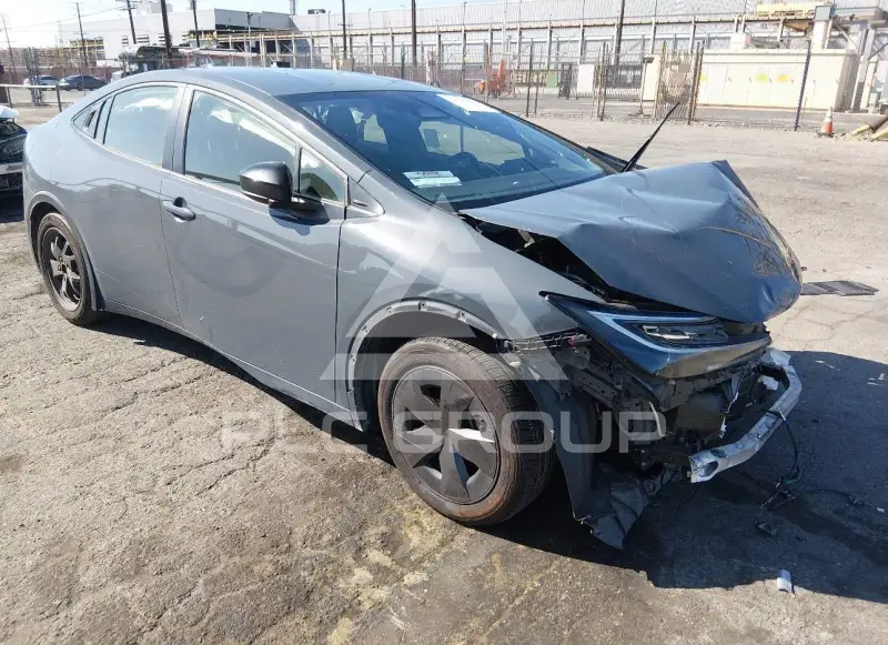 2024 Toyota PRIUS фото