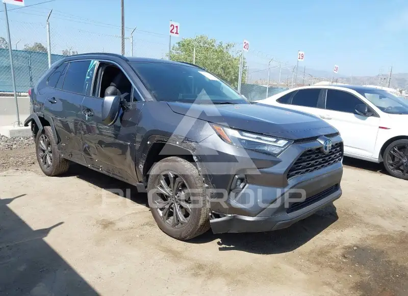 2024 Toyota RAV4 фото