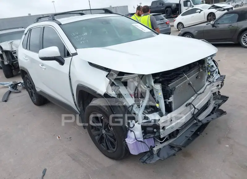 2024 Toyota RAV4 фото
