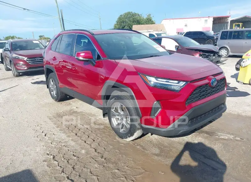 2024 Toyota RAV4 фото