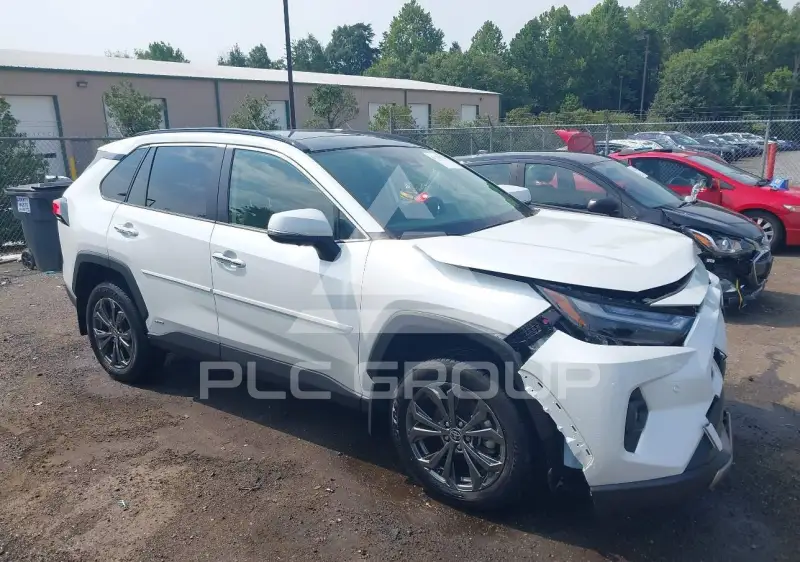 2024 Toyota RAV4 фото