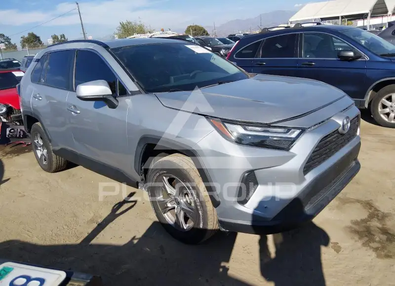 2024 Toyota RAV4 фото