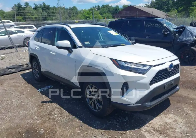 2024 Toyota RAV4 фото