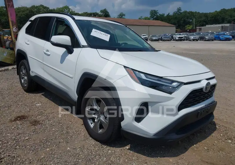 2024 Toyota RAV4 фото