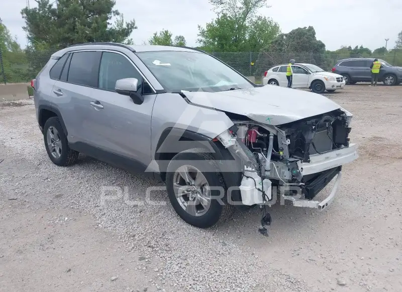 2024 Toyota RAV4 фото
