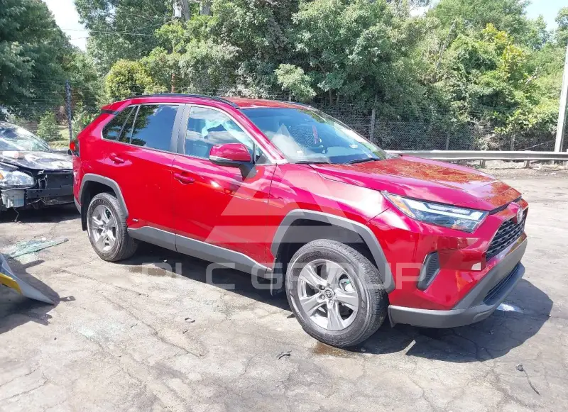 2024 Toyota RAV4 фото