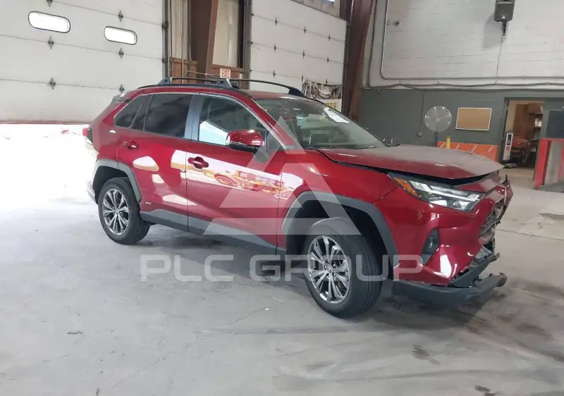 2024 Toyota RAV4 фото
