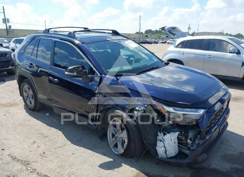 2024 Toyota RAV4 фото