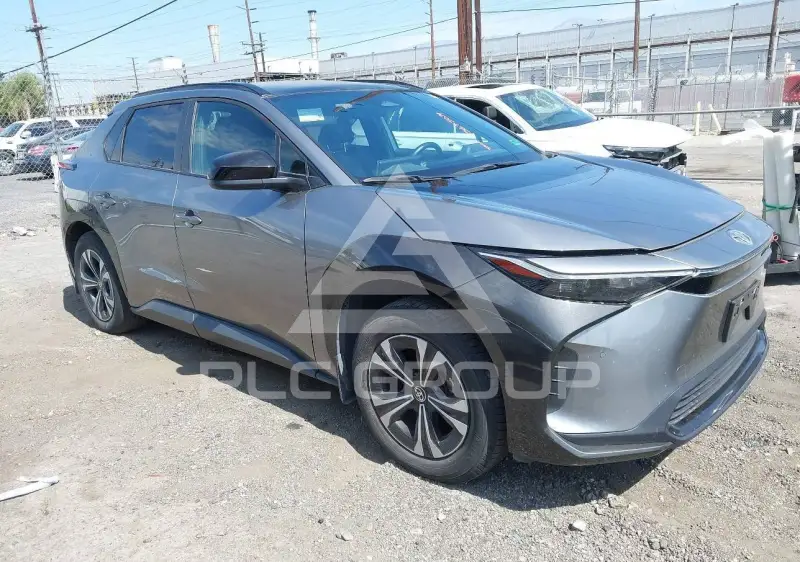 2024 Toyota bZ4X фото