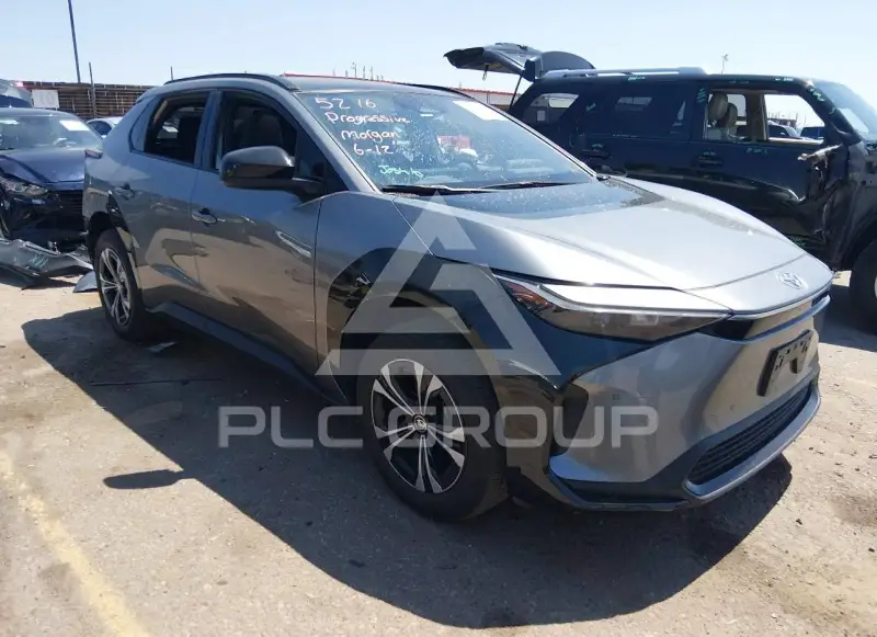 2024 Toyota bZ4X фото