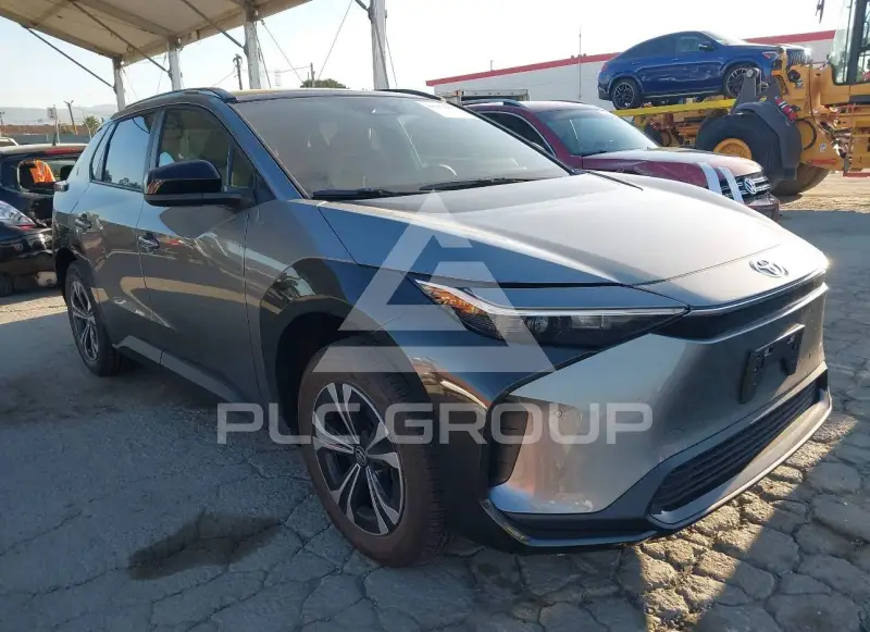 2024 Toyota bZ4X photo