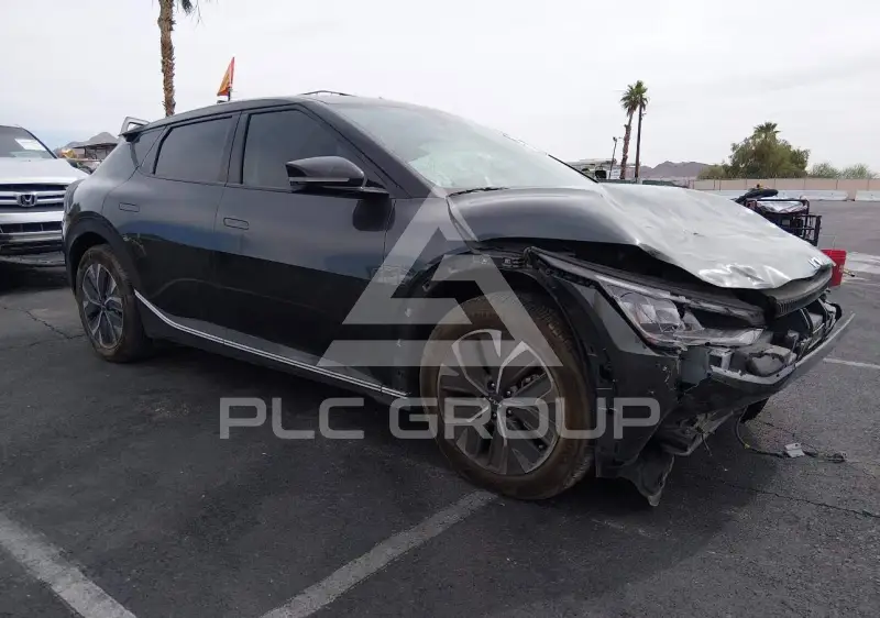 2024 KIA EV фото