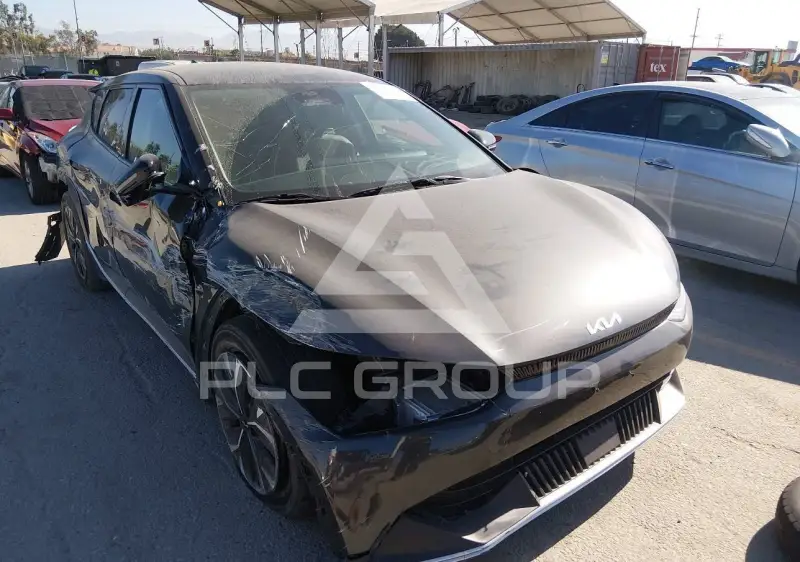 2024 KIA EV фото
