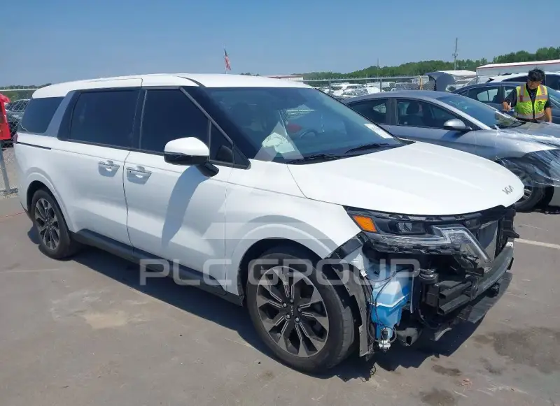 2024 KIA Carnival фото