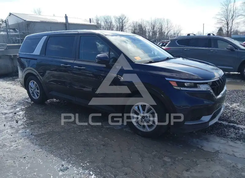 2024 KIA Carnival photo