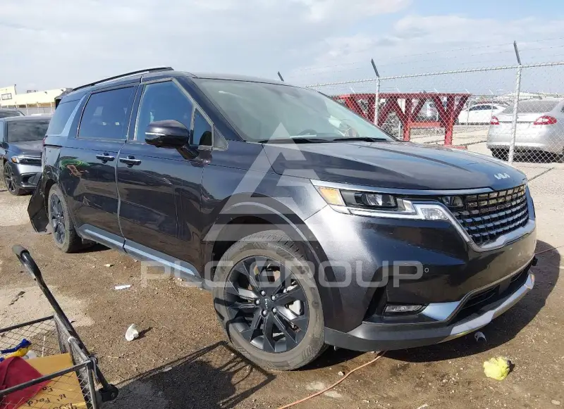 2024 KIA Carnival photo