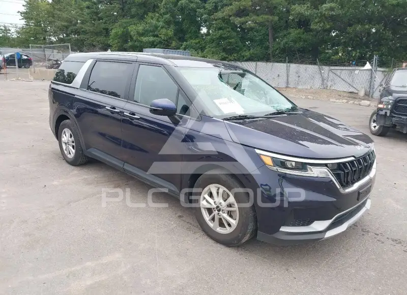 2024 KIA Carnival photo