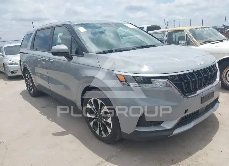 2024 KIA Carnival фото