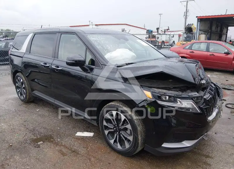 2024 KIA Carnival photo