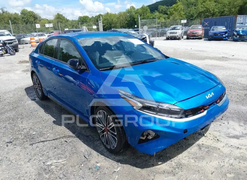 2024 KIA Forte фото
