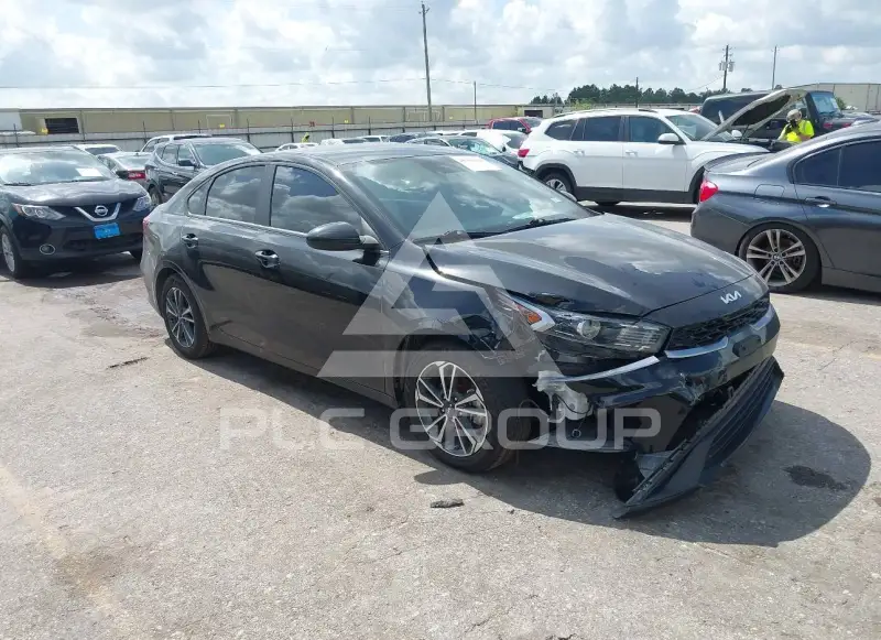 2024 KIA Forte фото