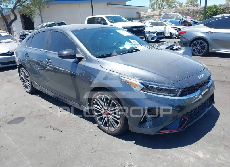 2024 KIA Forte фото