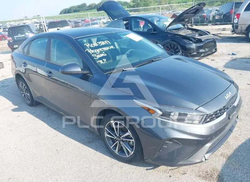 2024 KIA Forte фото