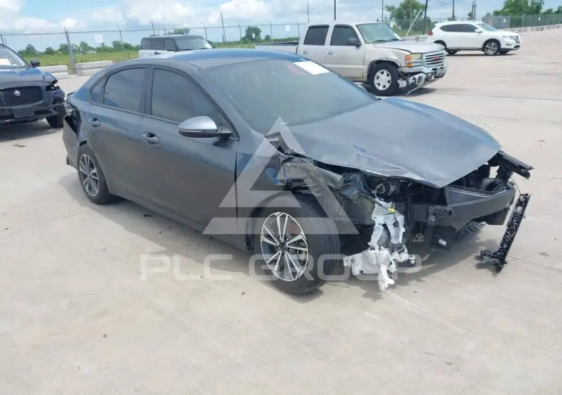 2024 KIA Forte фото