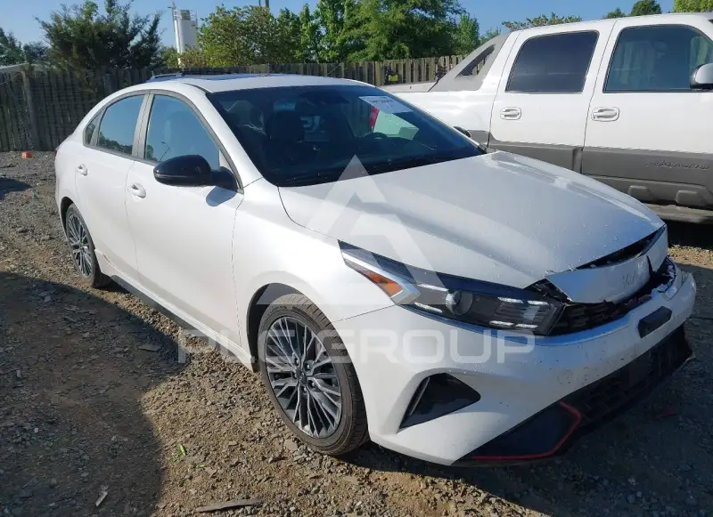2024 KIA Forte фото
