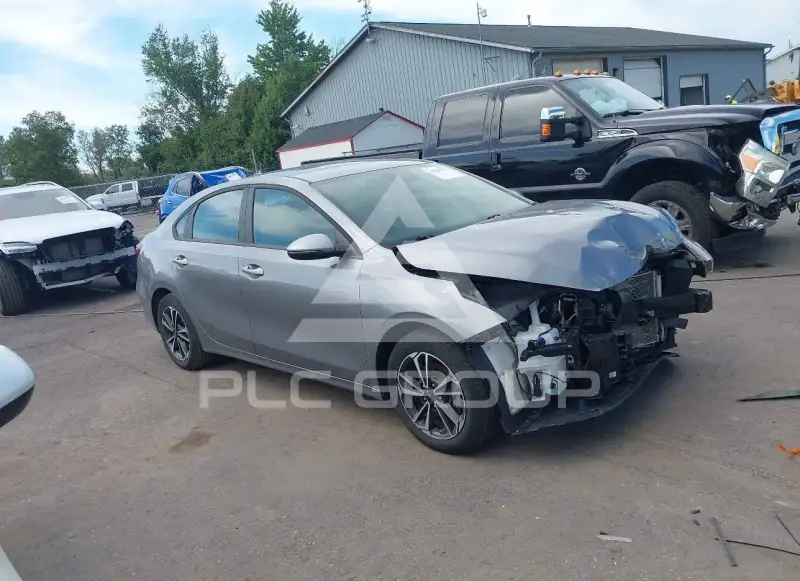 2024 KIA Forte фото