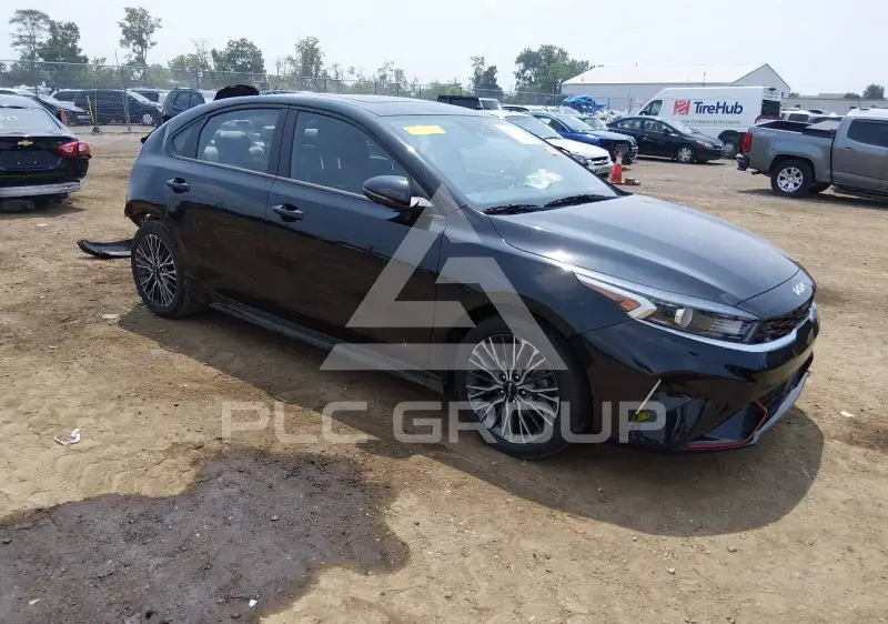 2024 KIA Forte фото