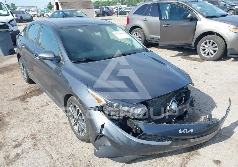 2024 KIA Forte фото