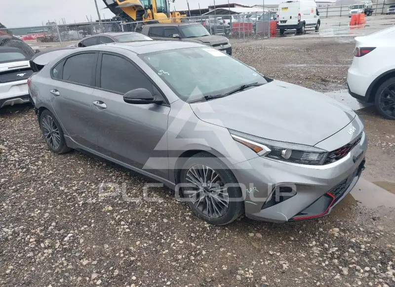 2024 KIA Forte photo