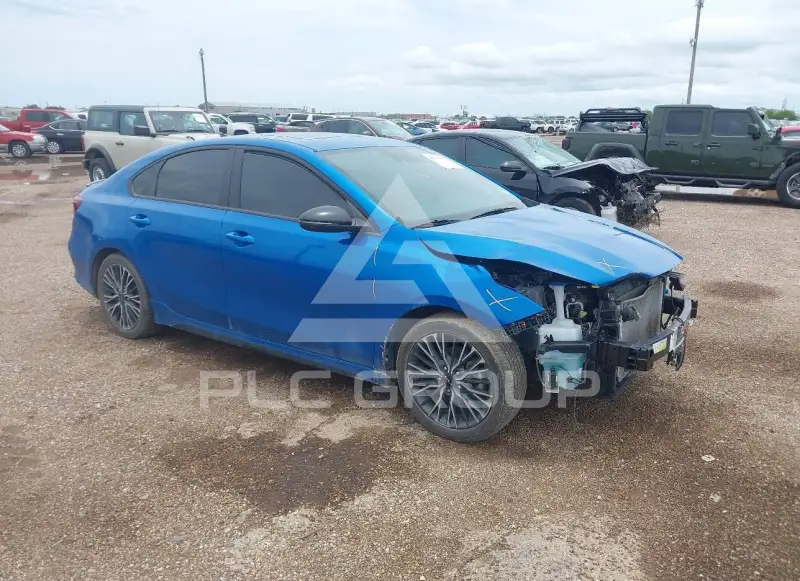 2024 KIA Forte фото